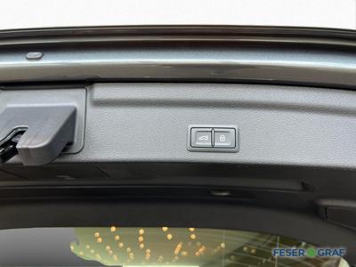 Audi RSQ3 Sportback S tronic MATRIX-LED/PANO/AHK 