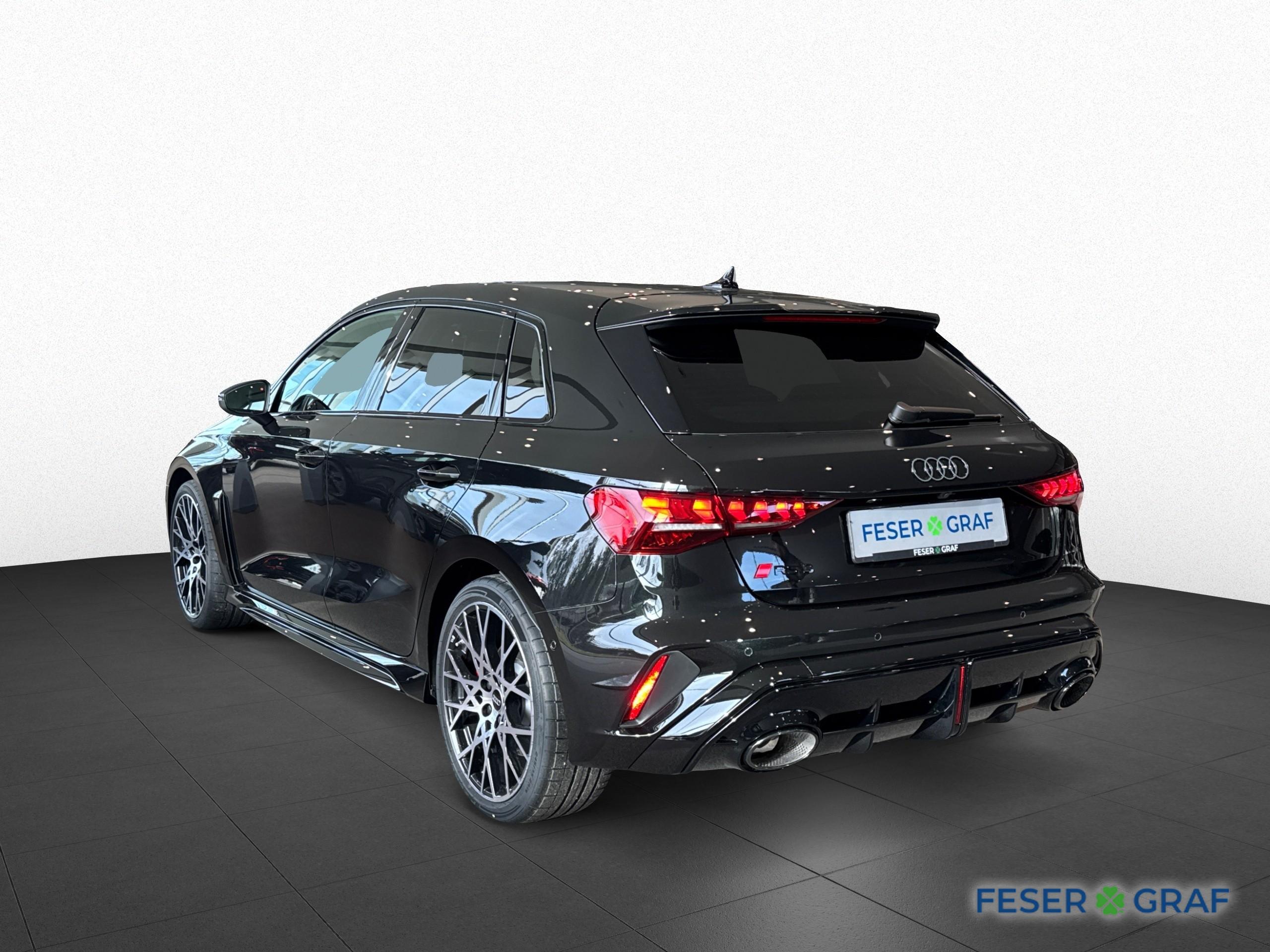 Audi RS3 Sportback 400 PS S tronic MATRIX/PANO/SONOS 