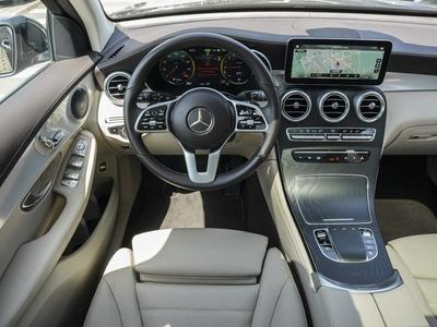 Mercedes-Benz GLC 300 e MBUX PANO AHK SITZKLI. DISTRONIC KAMERA 