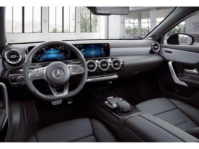 Mercedes-Benz A 220 4M AMG-LINE PANO DISTRONIC MULTIBEAM BURMESTER 