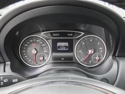 Mercedes-Benz A 180 d GARMIN-NAVI KAMERA TEMPOMAT 