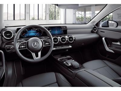 Mercedes-Benz A 200 d LIM PROGRESSIVE MBUX KAMERA DAB LED 