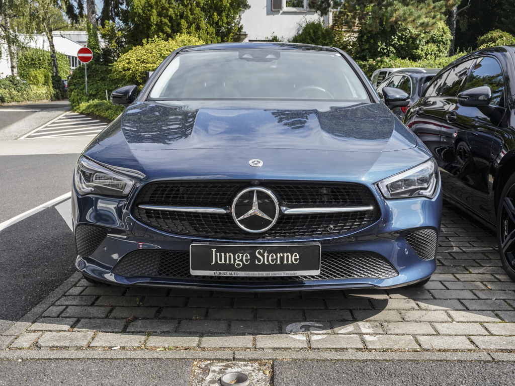 Mercedes-Benz CLA 220 d SB PROGRESSIVE PANO AHK SITZKL. UPE:65.700 