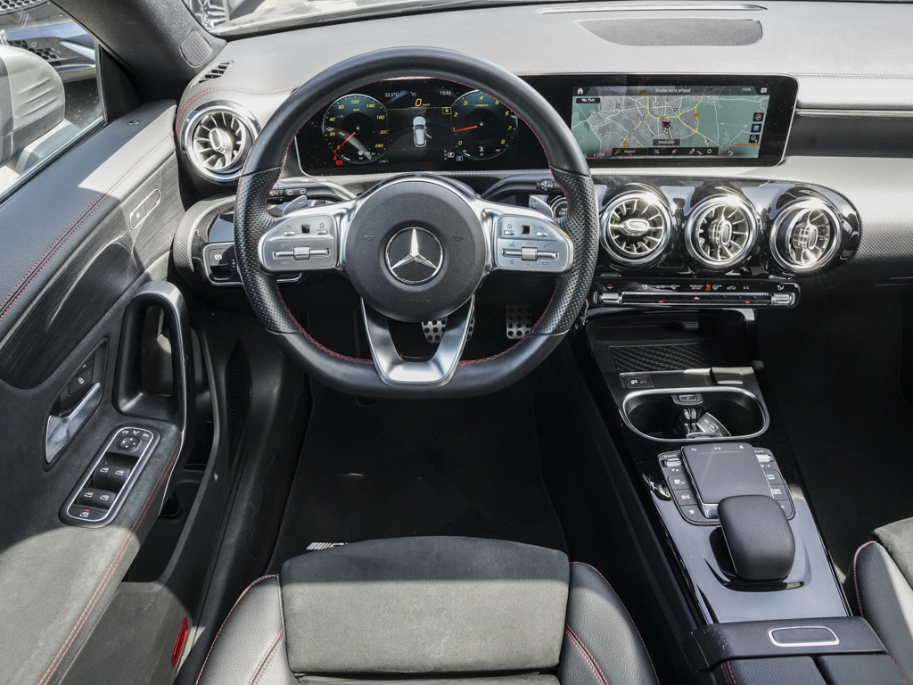 Mercedes-Benz CLA 200 SB AMG-LINE PANO MBUX KAMERA LED SOUND 