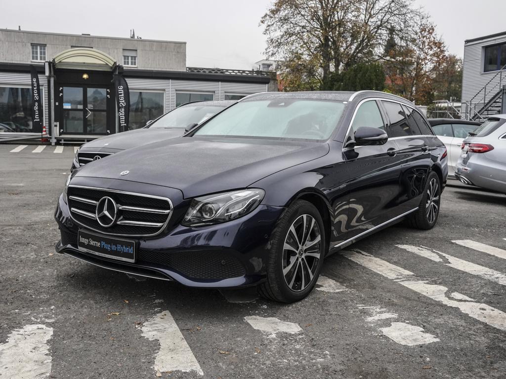 Mercedes-Benz E 300 de T AVANTGARDE NAVI MULTIBEAM KAMERA 