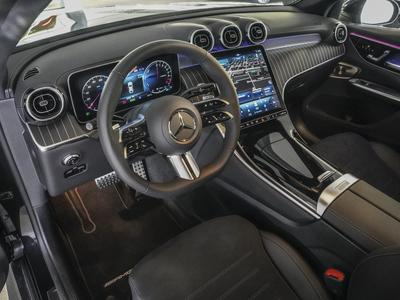 Mercedes-Benz GLC 300 e-AMG-KEYLESS-DISTRONIC-PANO-UVP 94600,_ 