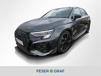 Audi RS3 large view * Kliknij na zdjęcie, aby je powiększyć *