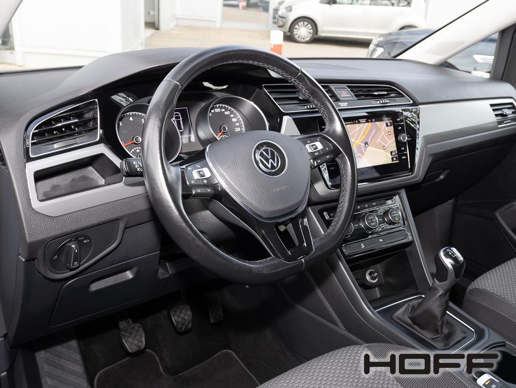 VW Touran 1.5 TSI Comfortline AHK Navi Bluetooth Einparkhilf 
