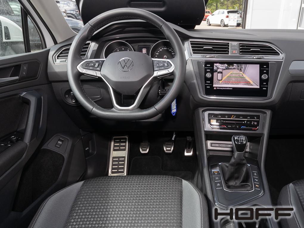 VW Tiguan 1.5 TSI Active Navi Standheizung Kamera LED Einpar 