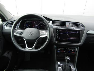 VW Tiguan 2.0 TDI DSG 4M Elegance Navi AHK Matrix-LED 