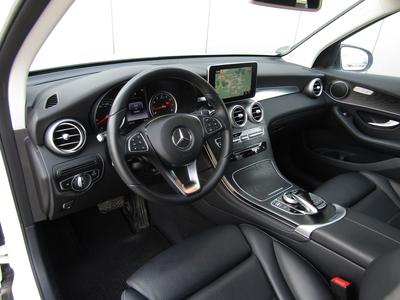 Mercedes-Benz GLC 250 4Matic EXCLUSIVE Navi AHK Panorama LED GRA 