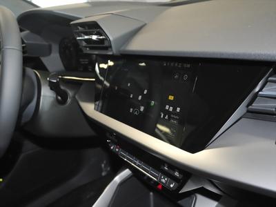 Audi A3 30 TFSI Sportback Advanced LED NAVI 