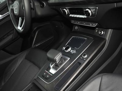 Audi Q5 50 TFSI e Design quattro B&O AHK Luftfederung 