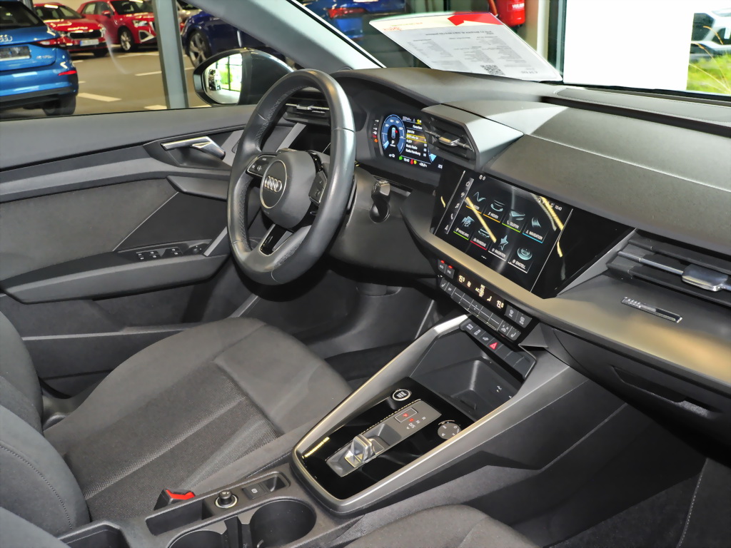 Audi A3 Sportback 40 TFSI e NAVI LED Tempomat Sitzh. 