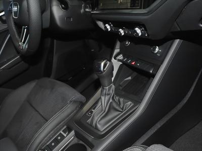 Audi Q3 Sportback S line 35 TFSI Optik-Paket Sonos 