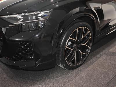 Audi RSQ8 SUV Bang & Olufsen Allradlenkung Matrix-LED 