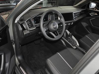 Audi A1 allstreet 30 TFSI Audi connect Sitzhzg. Navi 