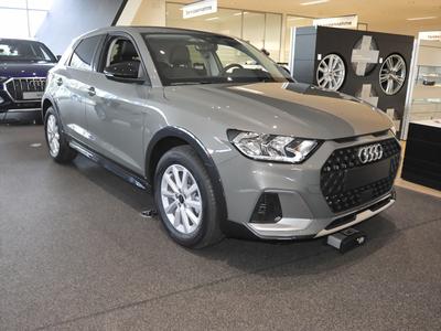 Audi A1 allstreet 30 TFSI Audi connect Sitzhzg. Navi 