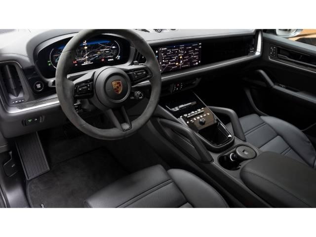 Porsche Cayenne SportDesign HD-Matrix 22-Zoll StandHZG 