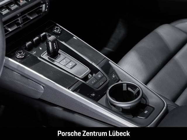 Porsche 992 911 Carrera 4S BOSE Rückfahrkamera Sportsitze 