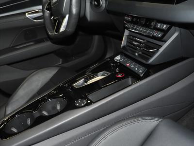Audi E-tron GT 350 quattro Navi LED Pano Luftfederung 