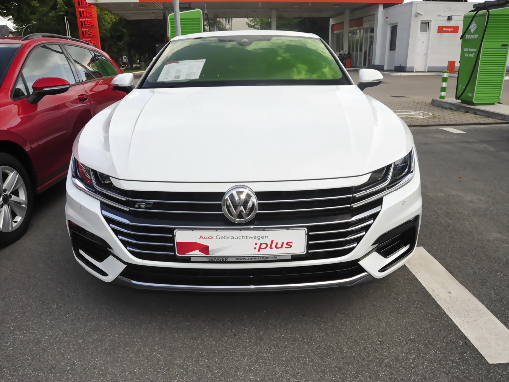 VW Arteon 2.0 TSi R-Line Navi DCC AHK Easy Open-P. 