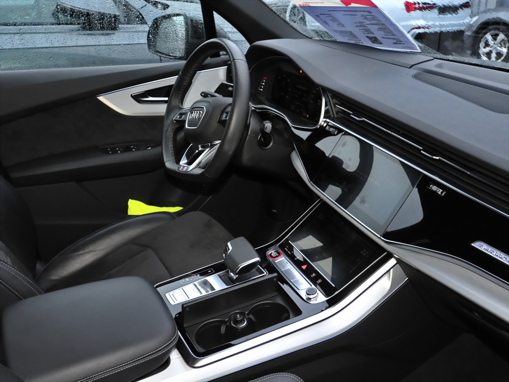 Audi SQ7 TDI Matrix-LED Luftfahrwerk sport HuD AHK 