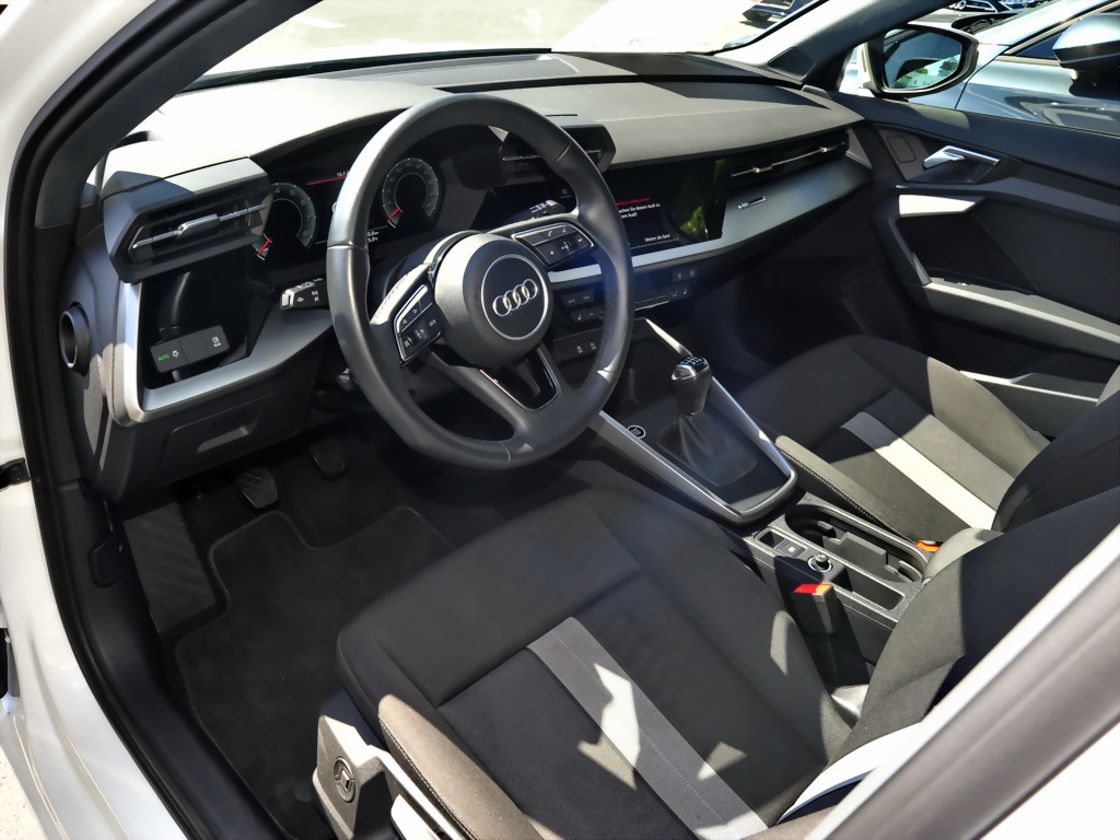 Audi A3 Sportback 30 TFSI Rückfahrkamera VZE ACC NAVI 