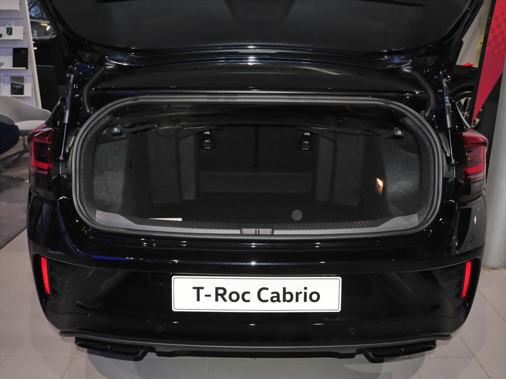VW T-Roc Cabriolet R-Line 1.5 TSI Design-Paket LED 
