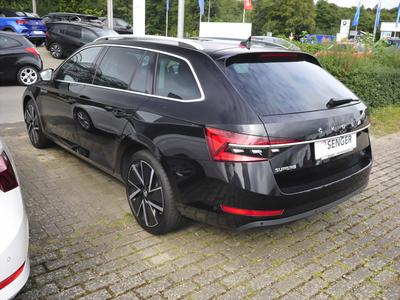 Skoda Superb Combi 2.0TDI Style Navi AHK Standh. LED 