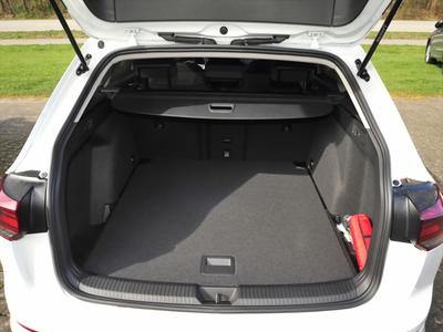 VW Golf Variant Style 1,5 l eTSI ergoActive Sitze 