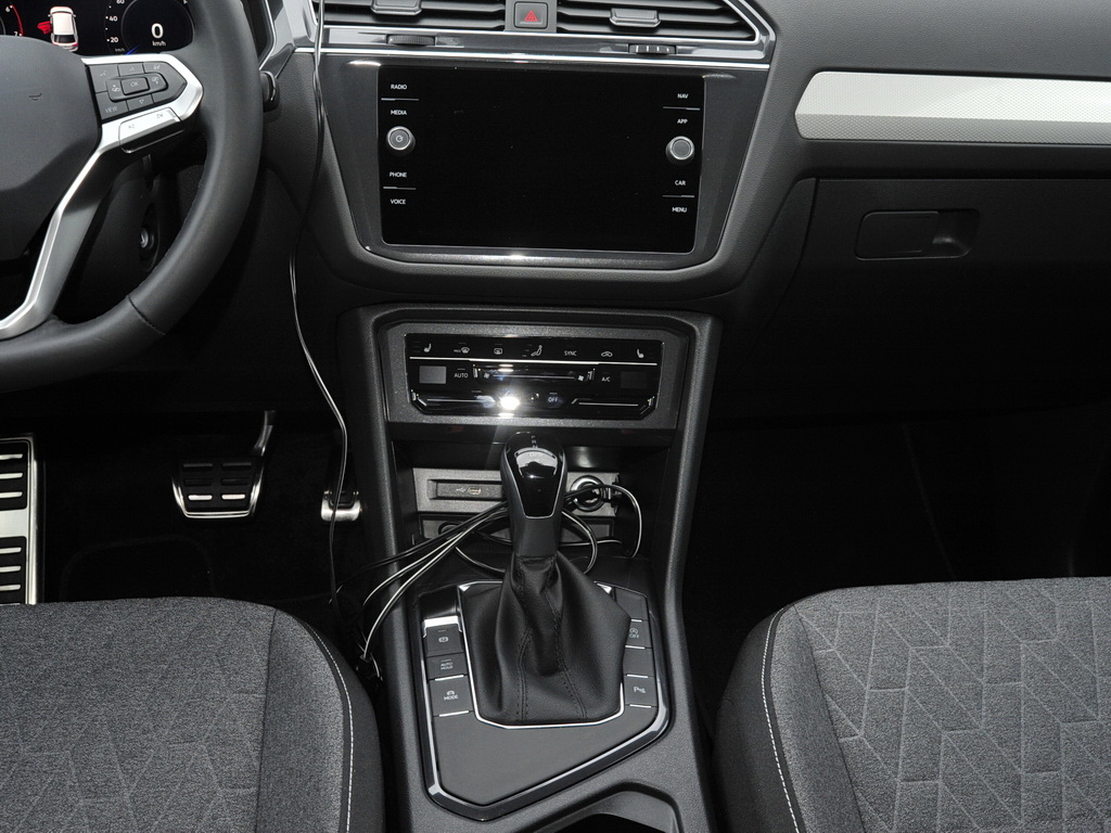 VW Tiguan Allspace MOVE 1,5 l TSI Klima Sitzhzg. 