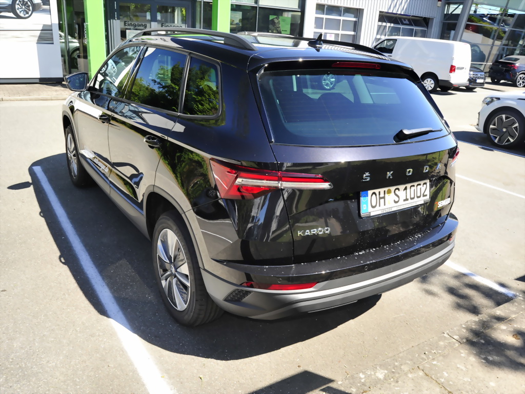 Skoda Karoq 1,5 TSI Selection Komfortpaket Plus Navi 