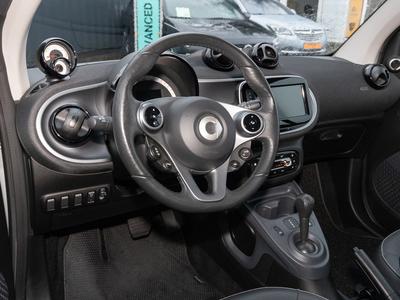 Smart ForTwo ELEKTRO 22kW CABRIO EQ PRIME +S/LHZ+NAVI 