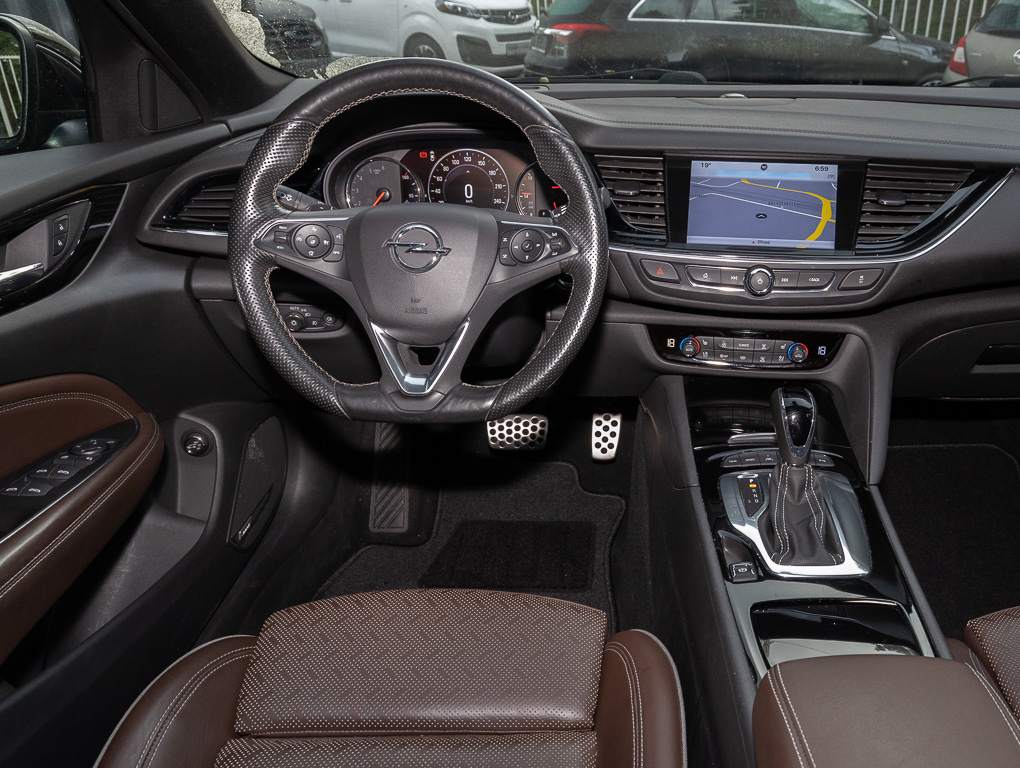 Opel Insignia SPORTS TOURER 2.0 DIESEL AUT. EXCLUSIVE++ 