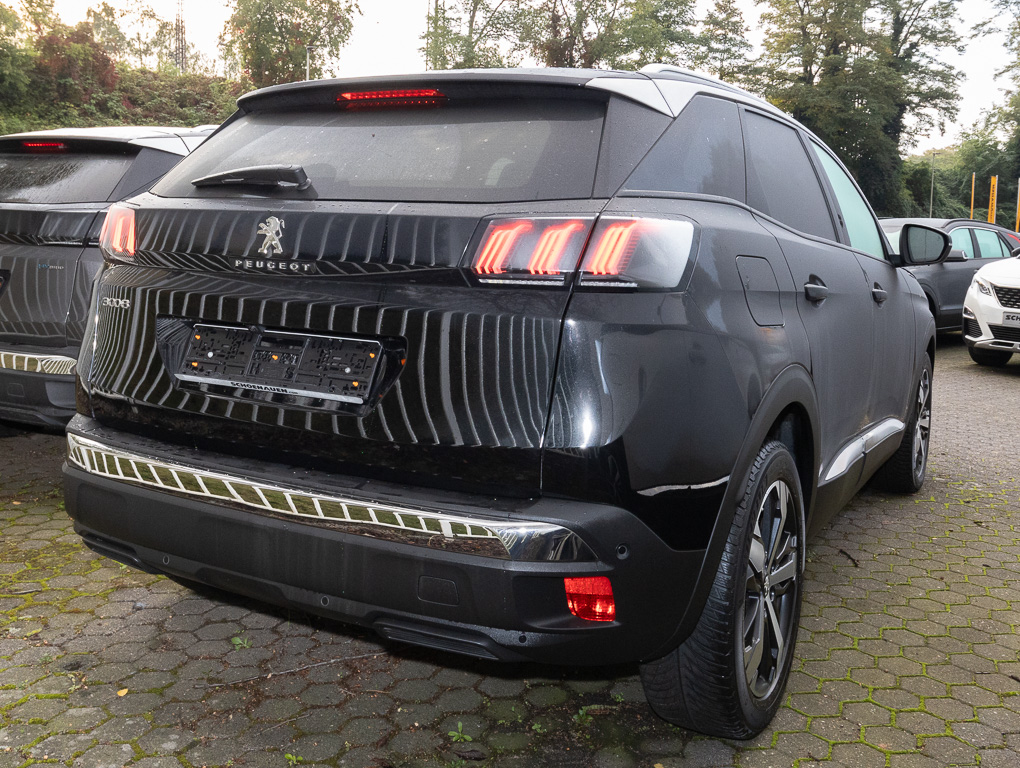 Peugeot 3008 PT 130 S&S EAT8 ALLURE PACK +SHZ+NAVI+RFK+ 