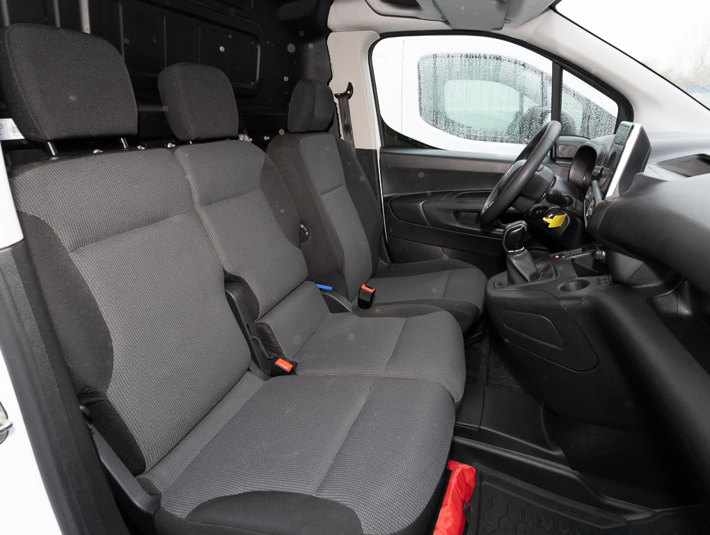 Citroen Berlingo KASTEN 1.5 DIESEL 75 PS M CLUB SCHALTER 