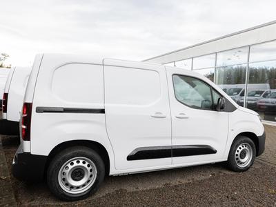 Opel Combo Kasten EDITION L1 1.5 Diesel 100 PS Schalter 