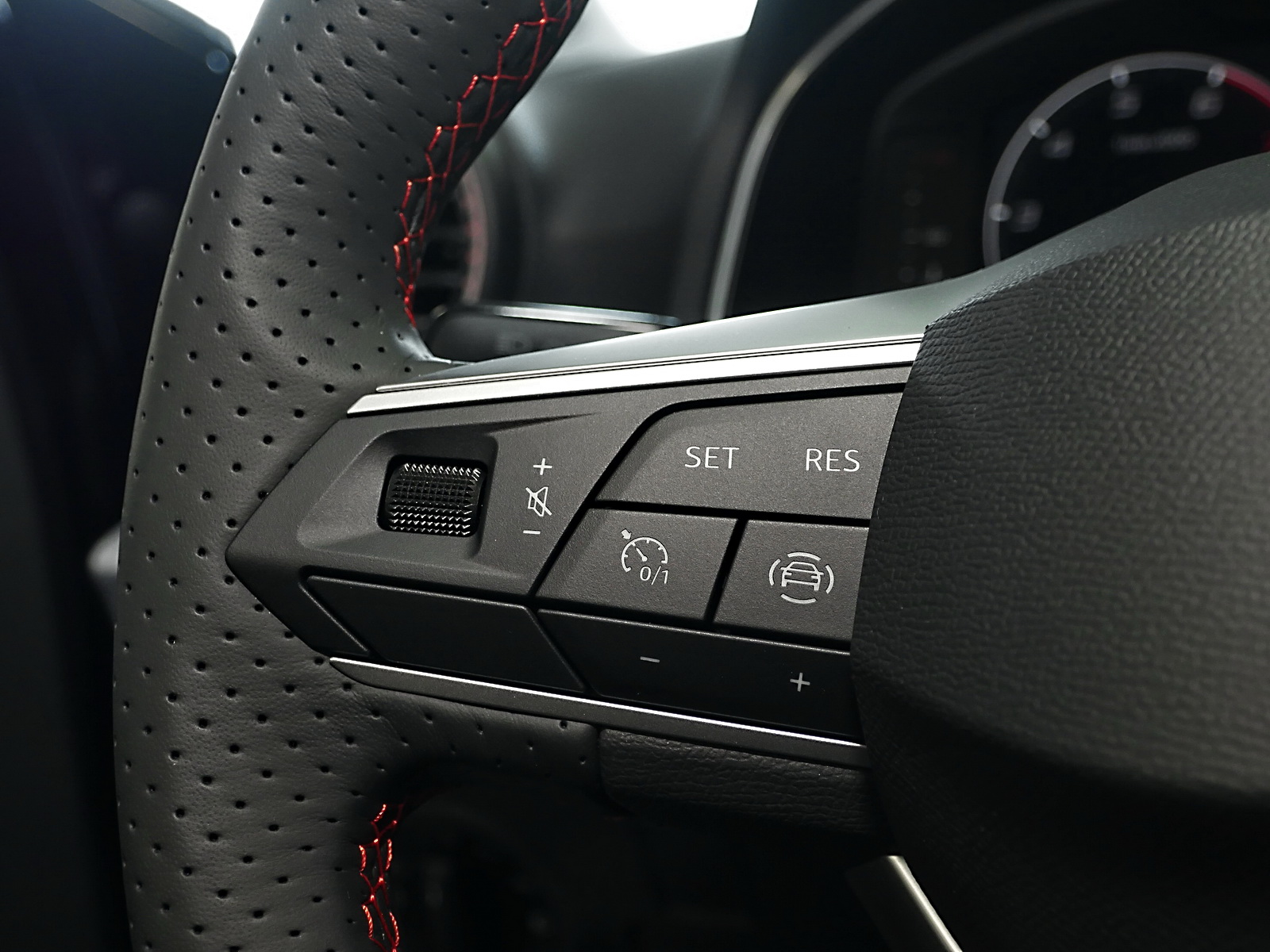 Seat Ibiza FR Pro Black Edition Navi/PDC/V-Cockpit 