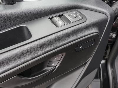Mercedes-Benz Sprinter 316 CDI Tourer HD Klima, Autom. schwarz 