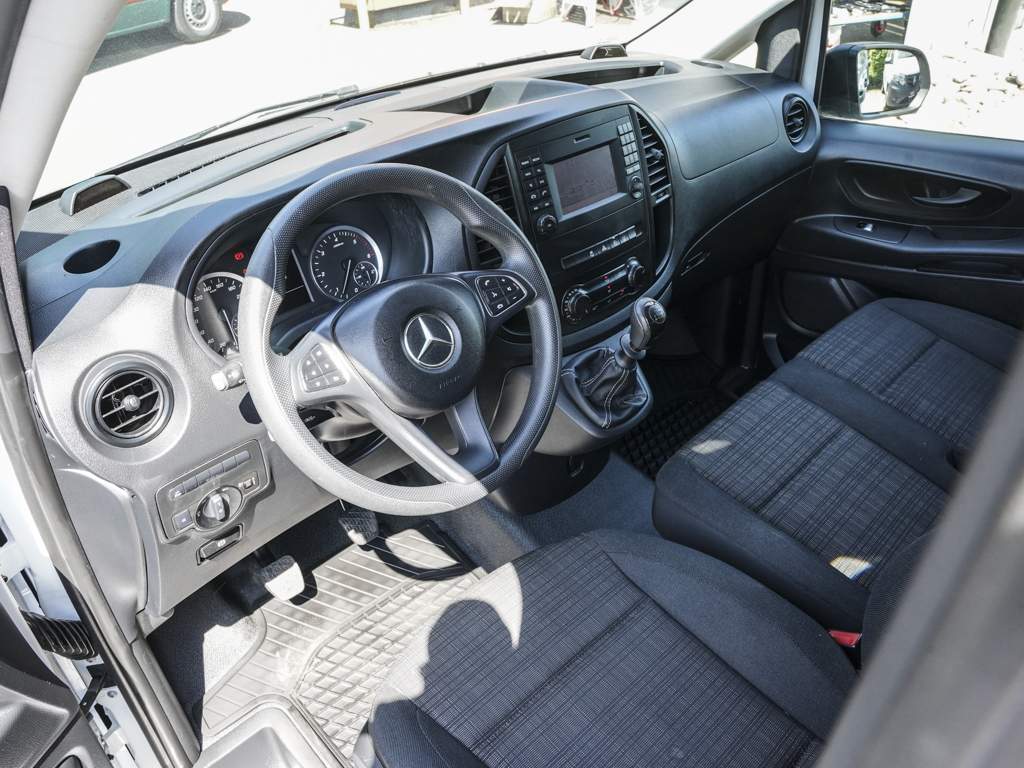 Mercedes-Benz Vito 114 CDI Kasten Komp. Navi Standhzg. Klima 