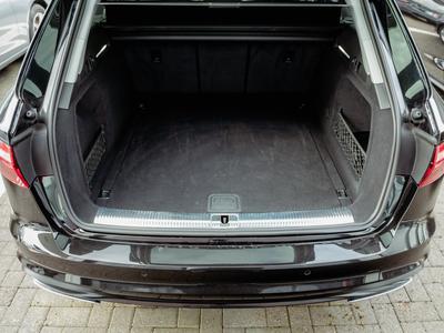 Audi A4 Avant 35TFSI S tronic /LED/Leder/ACC/Kamera 