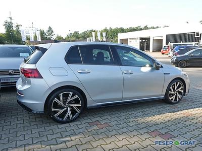 VW Golf 8 R-Line 1.5 eTSI DSG Navi Pano BlackStyle Kamera 