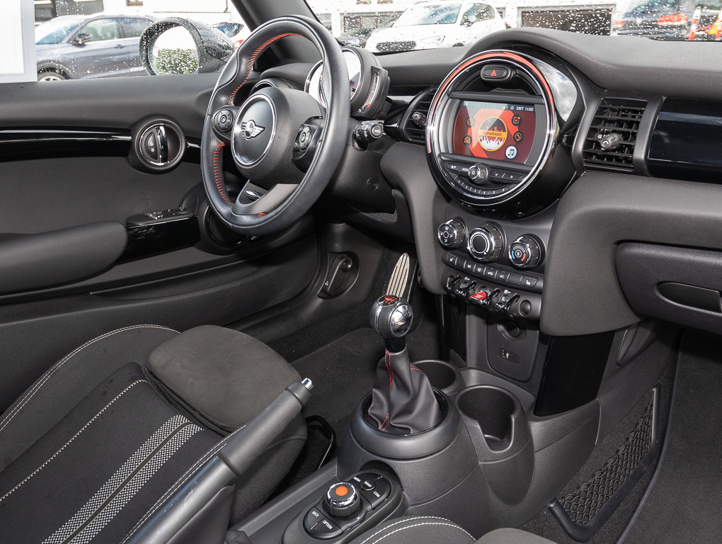 MINI Cooper 1.5 +S&S+SHZ+PDC+KLS+KLIMA+BT+USB+MET+BC+ 