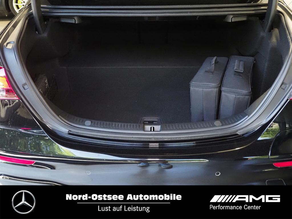 Mercedes-Benz E 300 e AMG Kamera Distro Navi Multi 9G Sitzhz 