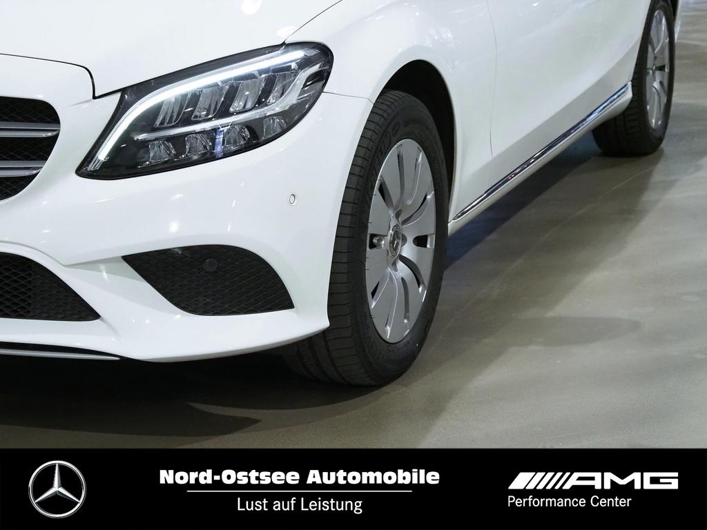 Mercedes-Benz C 200 d T Comand Kamera AHK Distr. Burmester LED 