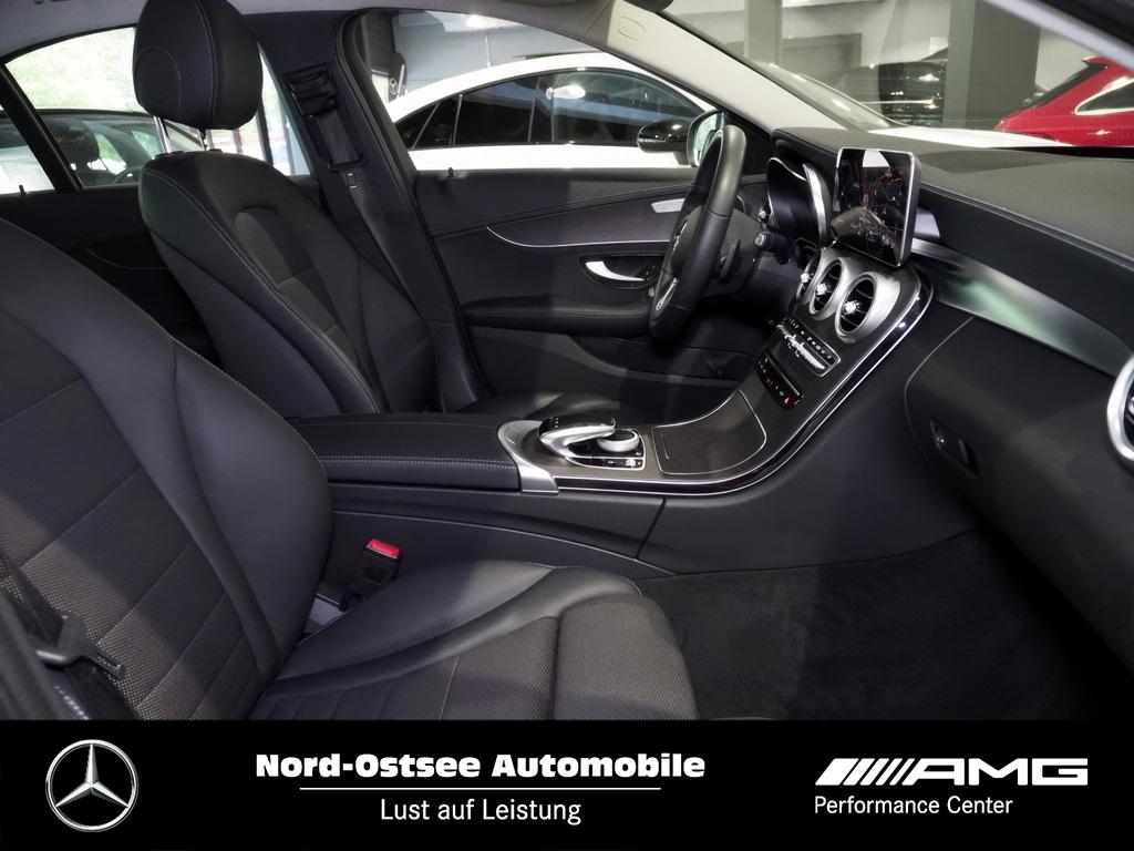 Mercedes-Benz C 180 Exclusive Navi Kamera Tempo LED Klima 
