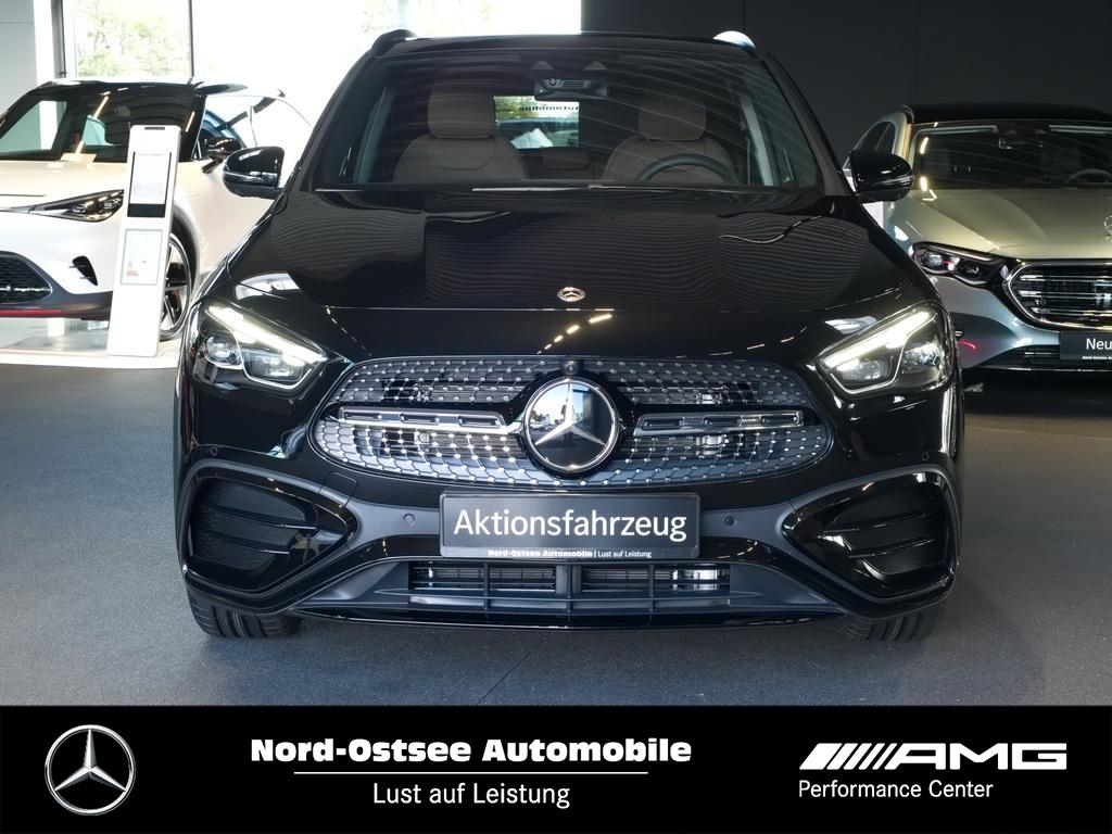 Mercedes-Benz GLA 200 AMG NIGHT PANO DISTRONIC MULTIBEAM 360° 