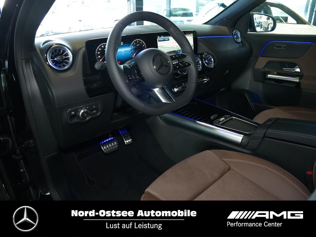 Mercedes-Benz GLA 200 AMG NIGHT PANO DISTRONIC MULTIBEAM 360° 