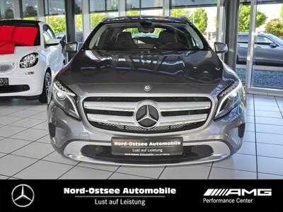 Mercedes-Benz GLA 180 Urban Navi AHK BiXenon Tempo PDC SHZ 